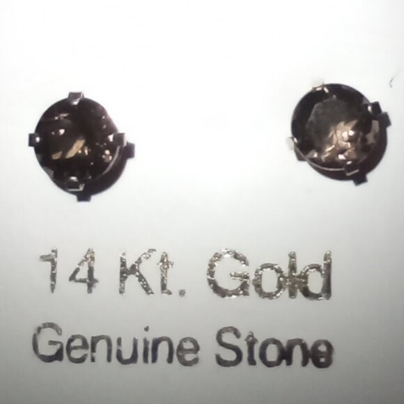 14Kt Yellow Gold Full-Carat Genuine Alexandrite Stud Earrings - Picture 1 of 3